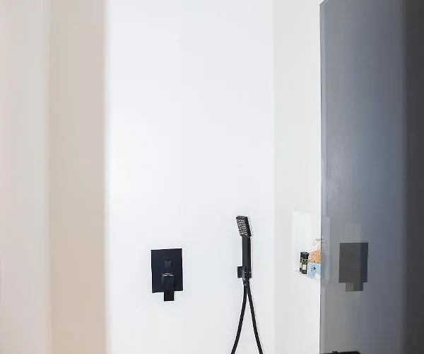 Agrari Bo Suites By Mykonos Rocks